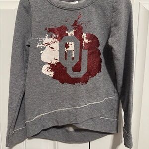 Colosseum Gray Crewneck with Crimson and White OU Graphic